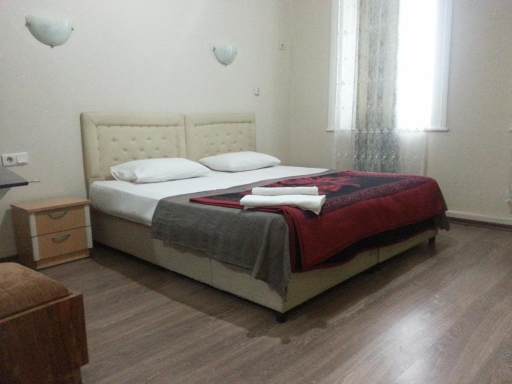 איזמיר Laguna Otel Pansiyon חדר תמונה