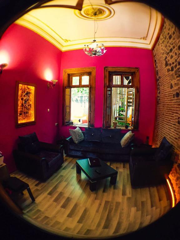 איזמיר Laguna Otel Pansiyon מראה חיצוני תמונה